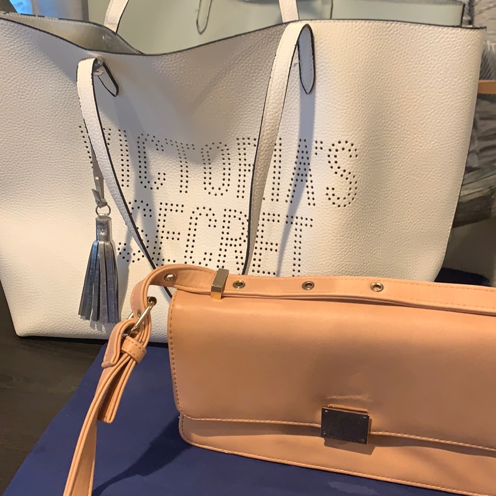 Tote vs bag